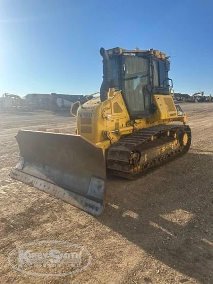 Used Komatsu dozer